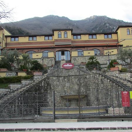 Hotel Al Palazzetto Set Fair Summonte Екстериор снимка