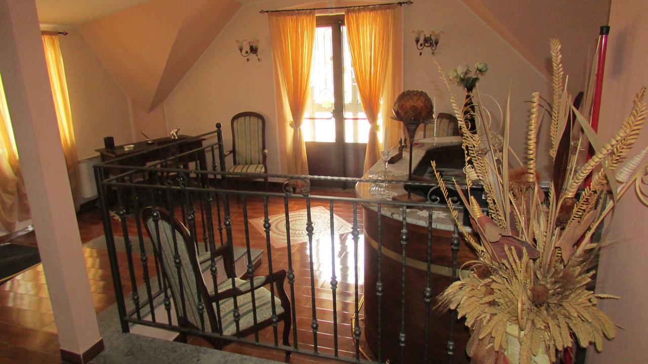 Hotel Al Palazzetto Set Fair Summonte Екстериор снимка